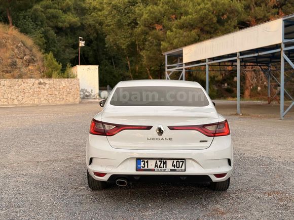 Sahibinden Renault Megane 1.5 Blue DCI Touch 2020 Model 