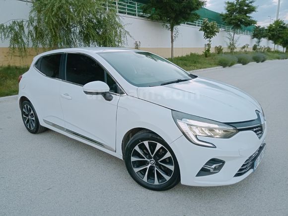 Sahibinden Renault Clio 1.0 TCe Joy 2022 Model