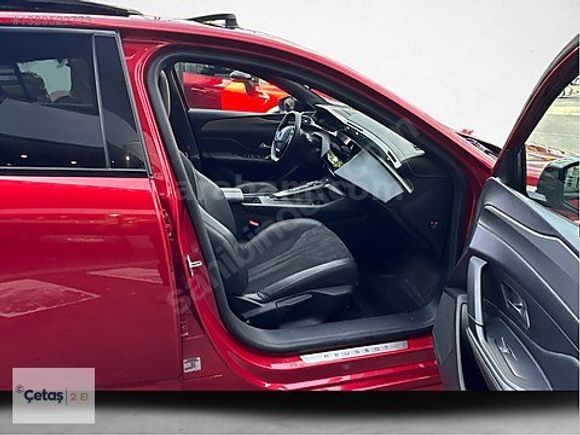 ÇETAŞ RENAULT'DAN 2022 308 1.2 PURETECH GT EAT8 130 HP