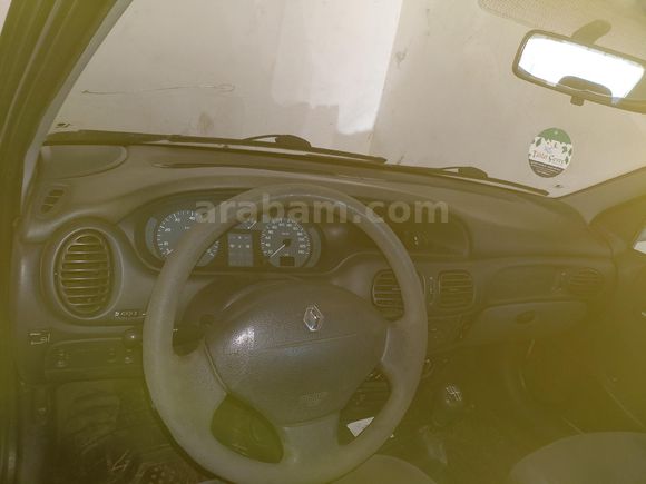 Sahibinden Renault Megane 1.6 Expression 2003 Model  232.000 km Gri (Gümüş)