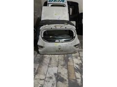 Clio 15-18 bagaj kapağı 