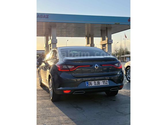 Sahibinden Renault Megane 1.5 Blue DCI Joy Comfort 2022 Model 