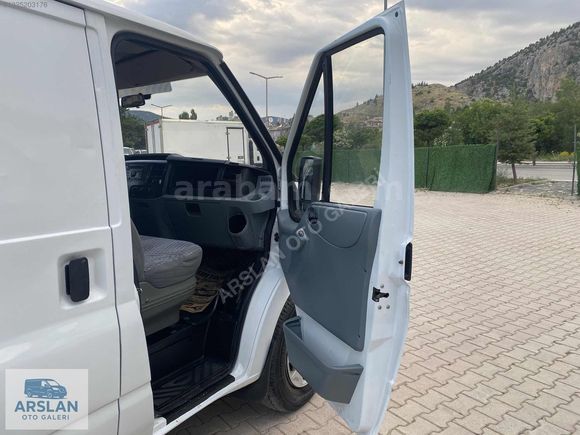 ARSLAN OTO GALERİ BOZKIR DAN 2007 MODEL ARKA ÇEKER 300S