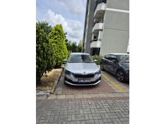 Sahibinden Skoda Scala 1.0 TSI Premium 2022 Model İstanbul 61.500 km Gri (Gümüş)