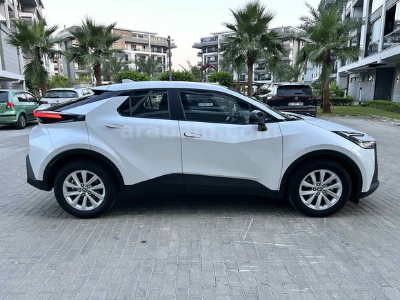 Sahibinden Toyota C-HR 1.8 Hybrid Flame 2026 Model 