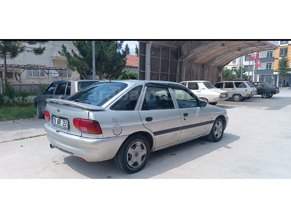 Sahibinden Ford Escort 1.6 CLX 1999 Model