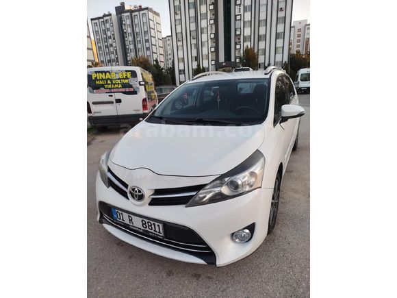 Sahibinden Toyota Verso 1.6 D-4D Elegant 2014 Model