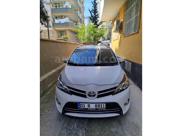 Sahibinden Toyota Verso 1.6 D-4D Elegant 2014 Model