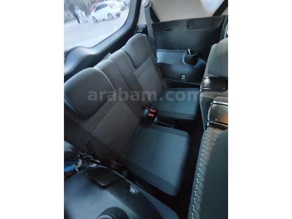 Sahibinden Toyota Verso 1.6 D-4D Elegant 2014 Model