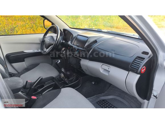 ÇOK BAKIMLI 4*4 L200