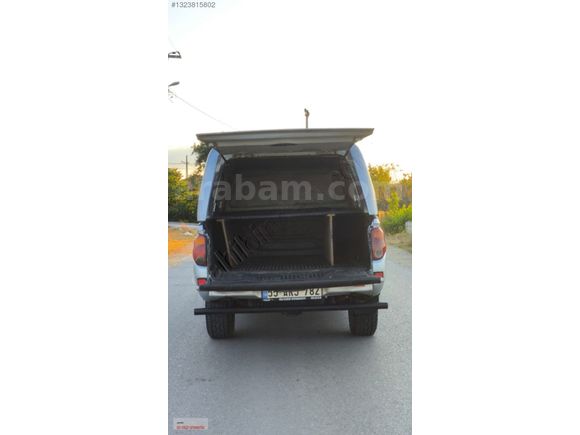 ÇOK BAKIMLI 4*4 L200