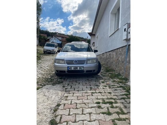Bora 1.6 16valf  Comfortline 2002 Model  330 Binde Rekteve yapıldı