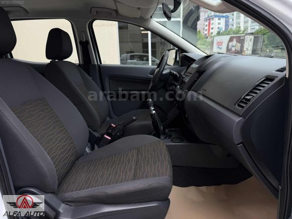 ALFA AUTO'DAN 2013 ÇIKIŞLI 4x4 2.2 KABİNLİ FORD RANGER