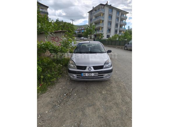 Sahibinden Masrafsız,Düşük km, klimali Renault Clio 1.4 Authentique 2005 Model  154.000 km Gri (Gümüş)