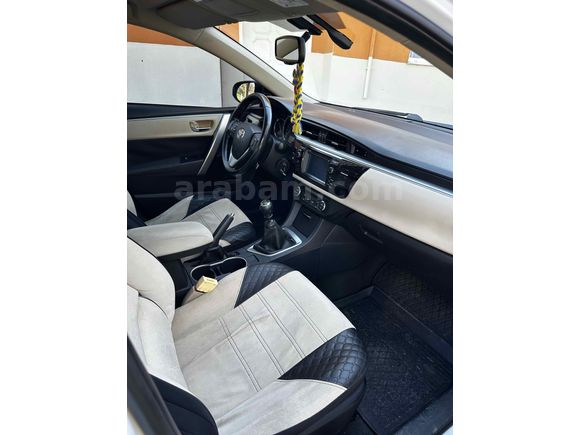 Sahibinden Toyota Corolla 1.4 D-4D Advance 2015 Model 