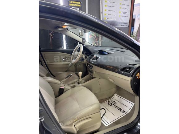 Sahibinden Renault Fluence 1.5 dCi Privilege 2010 Model 