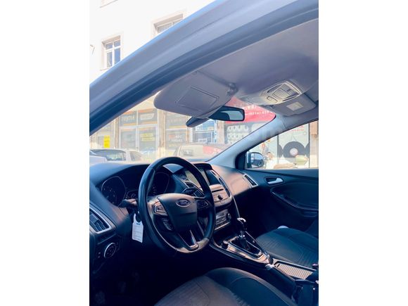 Sahibinden Ford Focus 1.6 TDCi Titanium 2015 Model