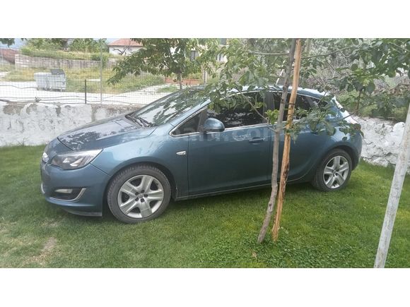 Sahibinden Opel Astra 1.6 Edition 2015 Model  147.000 km Mavi