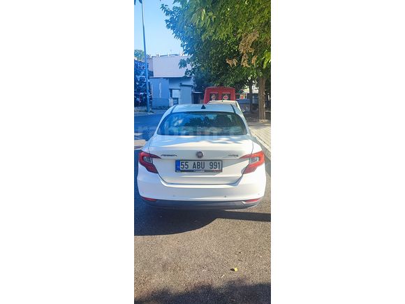 Deri Koltuk,Çelik Jant Artıları olan temiz aile aracı