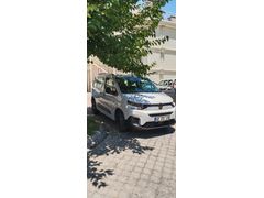 0 ayarında Sahibinden Citroen Berlingo 1.5 BlueHDI Max 2025 Model  12500 km Beyaz