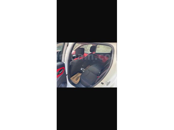 Sahibinden Renault Clio 1.5 dCi Icon 2014 Model  92.000 km Beyaz