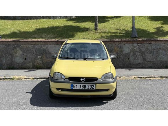 OPEL CORSA 2000 16V GLS HATASIZ DEĞİŞENSİZ BOYASIZ ORJ 168 KM 