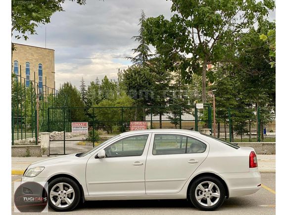 HATASIZ BOYASIZ İLK EL 140 BİNDE DPF ELEGANCE OCTAVIA