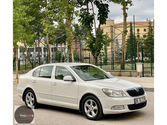HATASIZ BOYASIZ İLK EL 140 BİNDE DPF ELEGANCE OCTAVIA