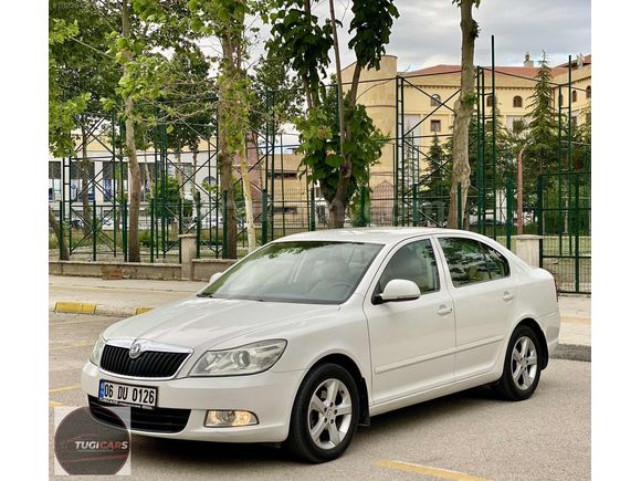 HATASIZ BOYASIZ İLK EL 140 BİNDE DPF ELEGANCE OCTAVIA