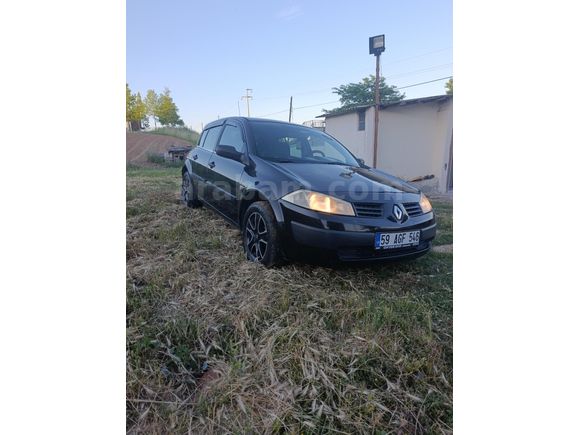 Sahibinden Renault Megane 1.4 Authentique 2005 Model  232.000 km Siyah