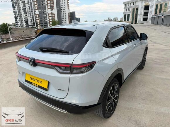 HONDA HR-V1.5 E-HEV HYBRİD ADVANCE CVT HATASIZ