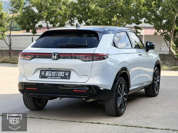 2024-HONDA-HRV-19 BİN-KM-HATASIZ-HYBRİT-STYLE PLUS-CAM TAVAN-
