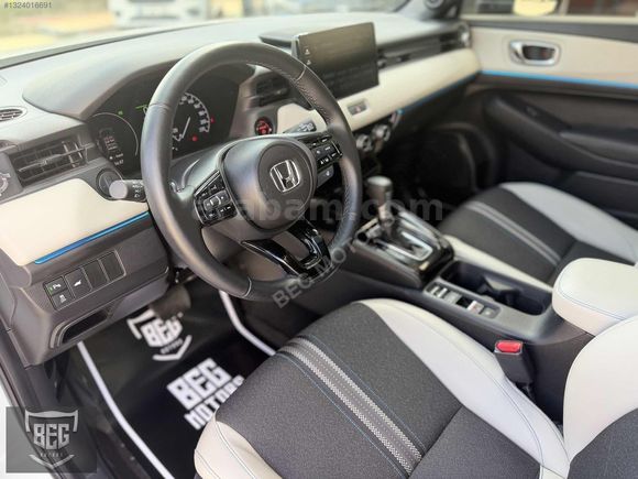 2024-HONDA-HRV-19 BİN-KM-HATASIZ-HYBRİT-STYLE PLUS-CAM TAVAN-