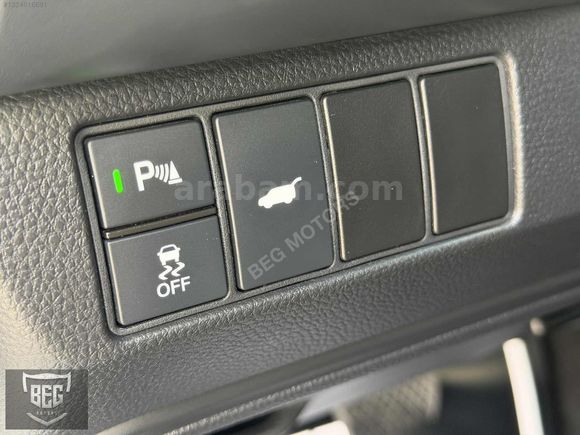 2024-HONDA-HRV-19 BİN-KM-HATASIZ-HYBRİT-STYLE PLUS-CAM TAVAN-