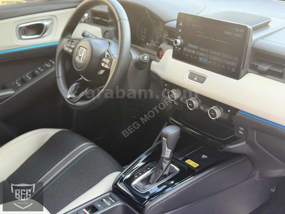 2024-HONDA-HRV-19 BİN-KM-HATASIZ-HYBRİT-STYLE PLUS-CAM TAVAN-