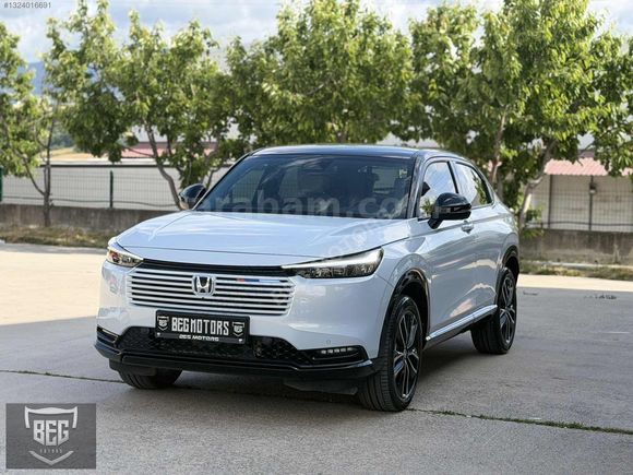 2024-HONDA-HRV-19 BİN-KM-HATASIZ-HYBRİT-STYLE PLUS-CAM TAVAN-