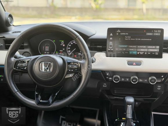2024-HONDA-HRV-19 BİN-KM-HATASIZ-HYBRİT-STYLE PLUS-CAM TAVAN-