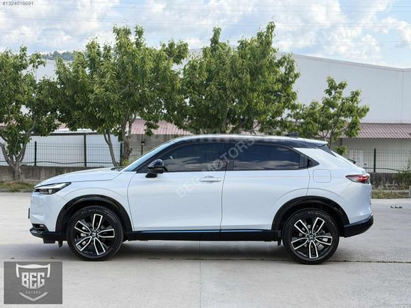 2024-HONDA-HRV-19 BİN-KM-HATASIZ-HYBRİT-STYLE PLUS-CAM TAVAN-