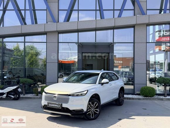 SANDIKÇI 2.EL 2025 HR-V 1.5 e-HEV Hybrid Advance CVT