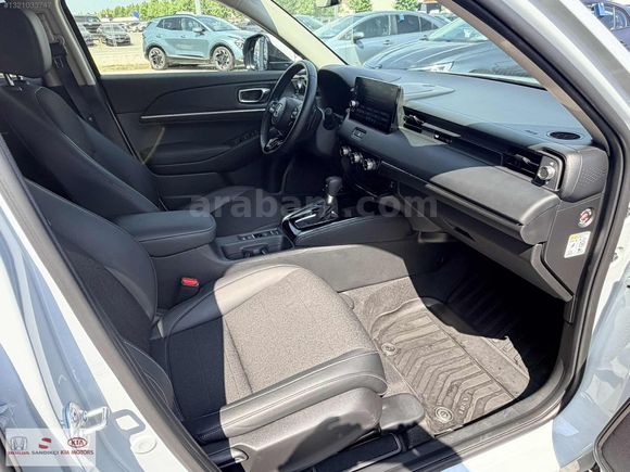 SANDIKÇI 2.EL 2025 HR-V 1.5 e-HEV Hybrid Advance CVT