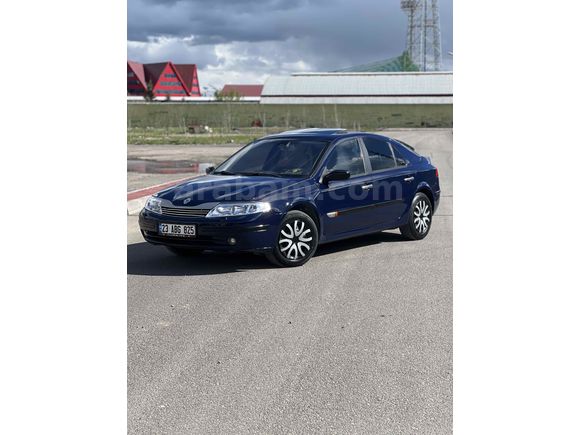 Sahibinden Renault Laguna 1.6 Privilege 2003 Model  289.500 km Lacivert