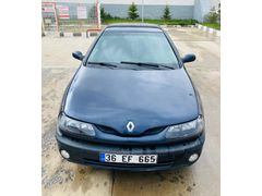 Sahibinden Renault Laguna 1.6 RXE 2002 Model  300.000 km Lacivert