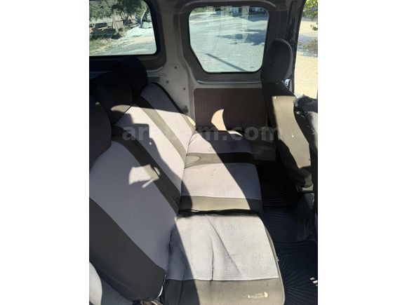 2006 Hatasız Boyasız Ford Connect