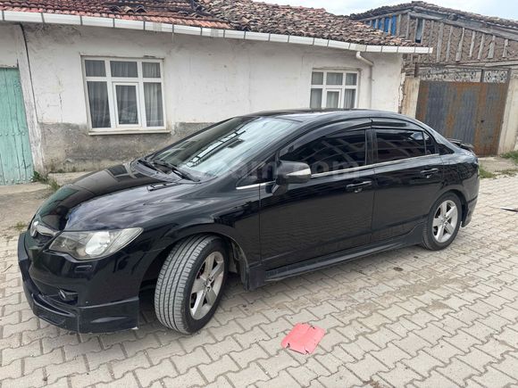 Sahibinden Honda Civic 1.6i VTEC Elegance 2010 Model 