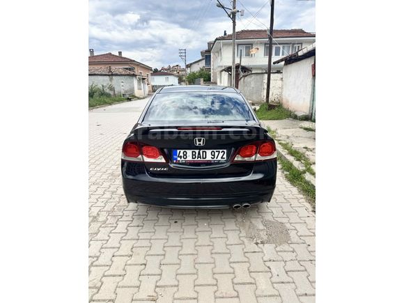 Sahibinden Honda Civic 1.6i VTEC Elegance 2010 Model 