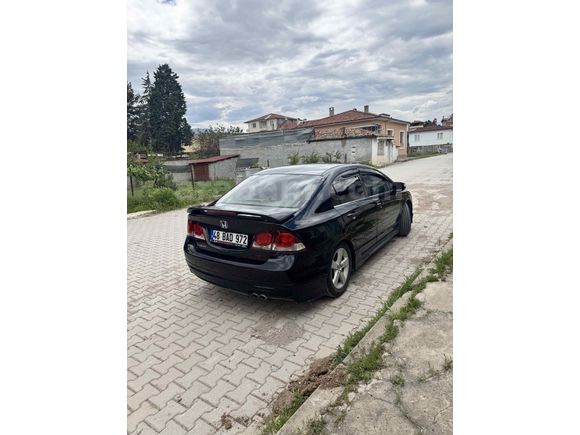Sahibinden Honda Civic 1.6i VTEC Elegance 2010 Model 