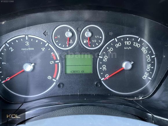 KOL MOTORS'DAN 2011 MODEL 90LIK CONNECT FIRSAT ARACI 430KM