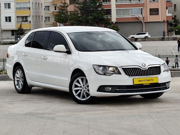 2013 Süperb 1.6 TDİ Otomatik HATASIZ BOYASİZ KAYITSIZ