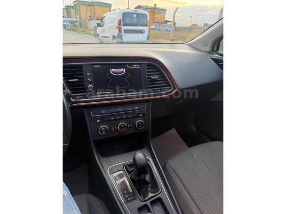 Galeriden Seat Leon 1.6 TDI Style 2018 Model Van