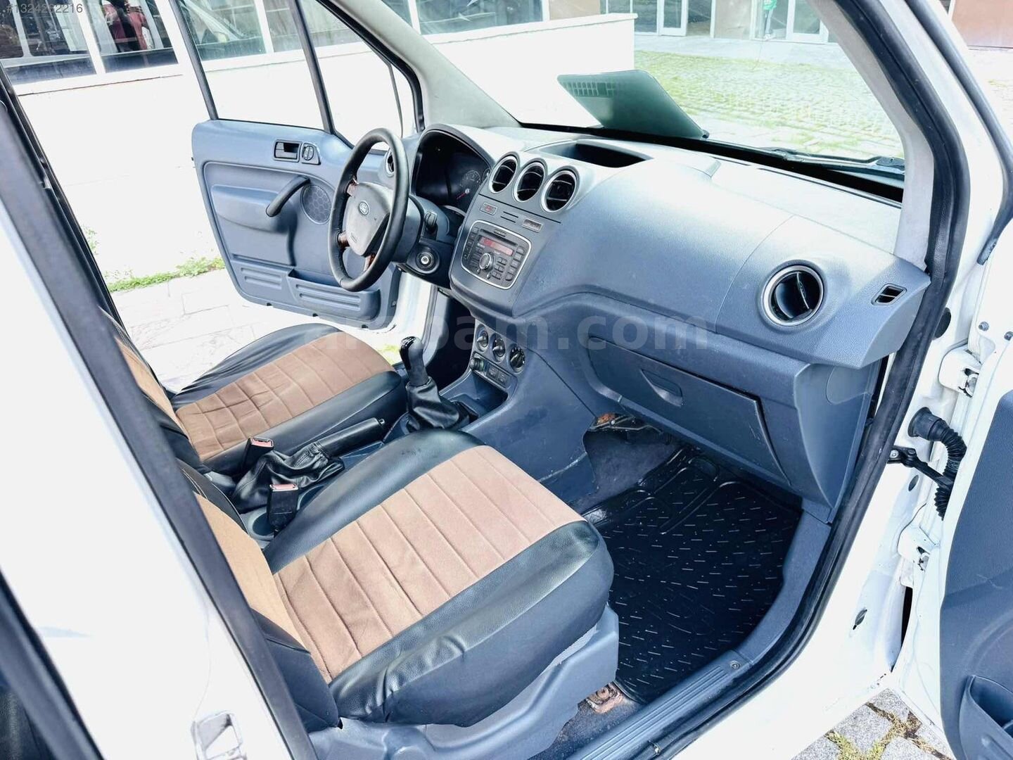 DORE DEN 2011 FORD CONNECT 90 LIK KLİMALI 6
